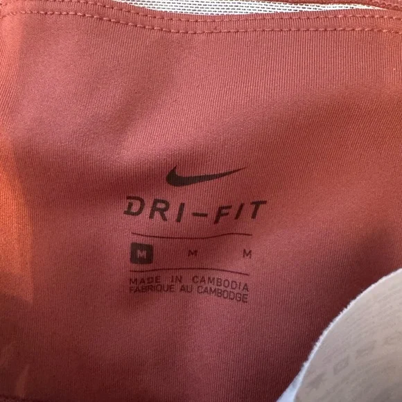 Pink Nike Dri-Fit capri leggings - Picture 2 of 3